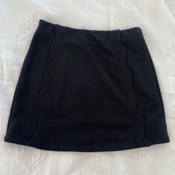 Topshop Black Mini Skirt - Picture 2 of 5